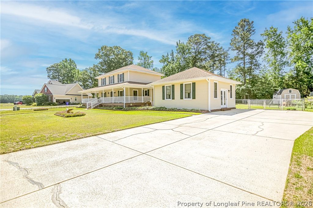 8036 Gaelic Drive, Fayetteville, NC 28306 — photo 2