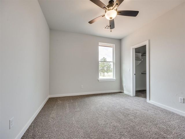 10191 S Meadows Lane, Guthrie, OK 73044