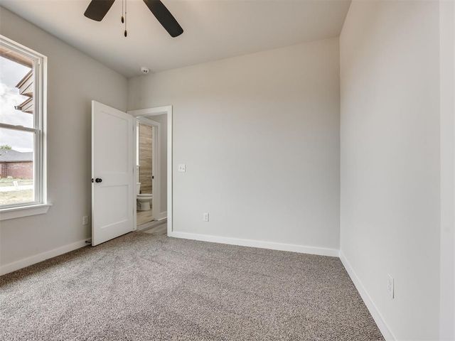 10191 S Meadows Lane, Guthrie, OK 73044