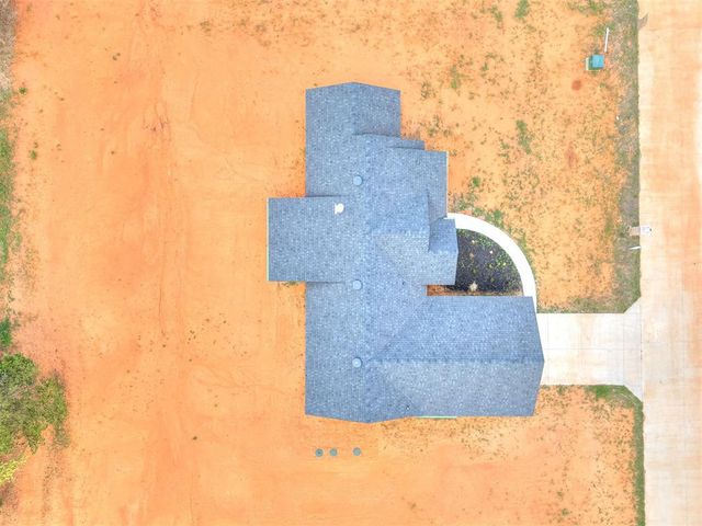 10191 S Meadows Lane, Guthrie, OK 73044