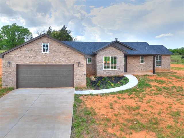 10191 S Meadows Lane, Guthrie, OK 73044