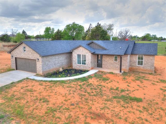 10191 S Meadows Lane, Guthrie, OK 73044