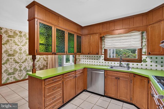 1108 MILL MAR RD, Lancaster, PA 17601