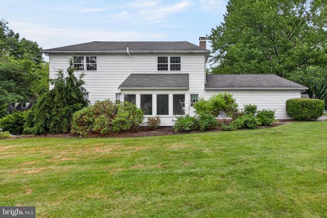 1108 MILL MAR RD, Lancaster, PA 17601