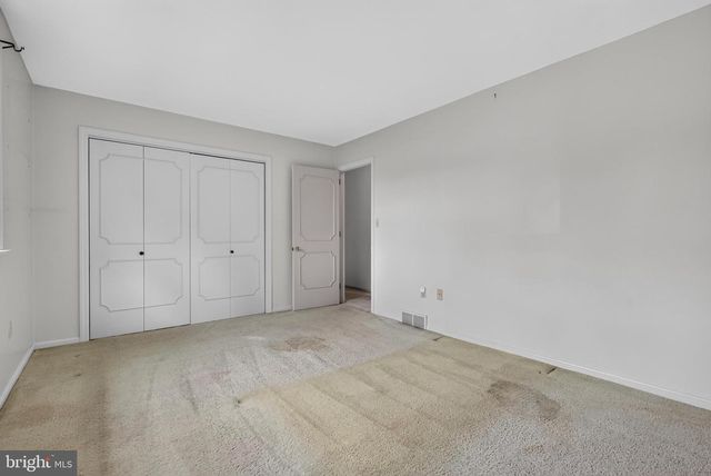 1108 MILL MAR RD, Lancaster, PA 17601