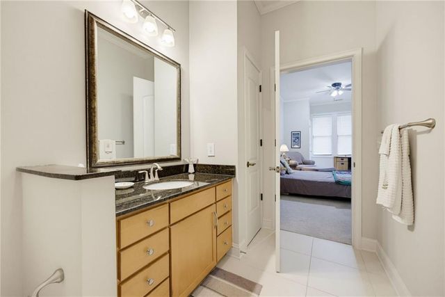3621 Vinings Slope SE 1336, Atlanta, GA 30339