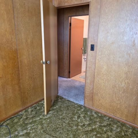 638 Lynn St, Hempfield Twp, PA 15601