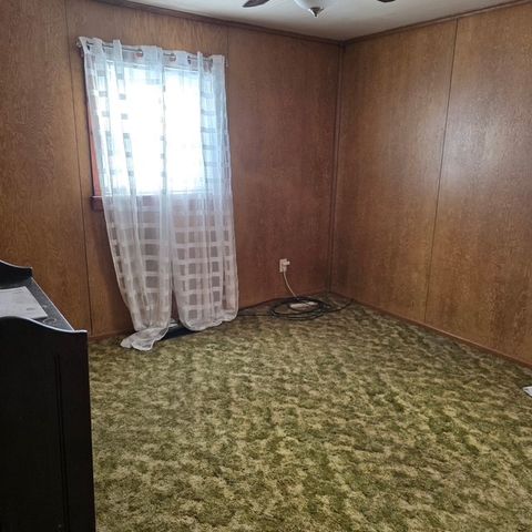 638 Lynn St, Hempfield Twp, PA 15601