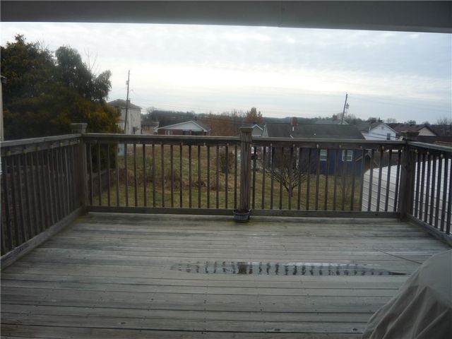 638 Lynn St, Hempfield Twp, PA 15601