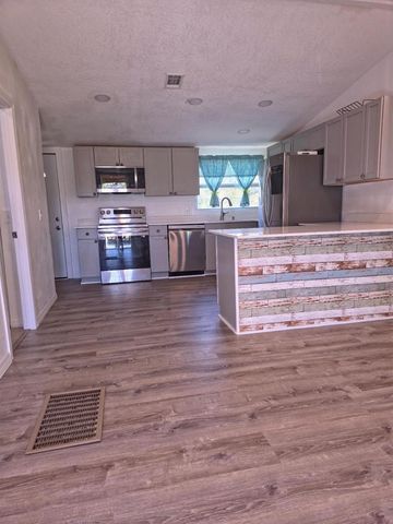 4325 HENRY J AVENUE, St Cloud, FL 34772