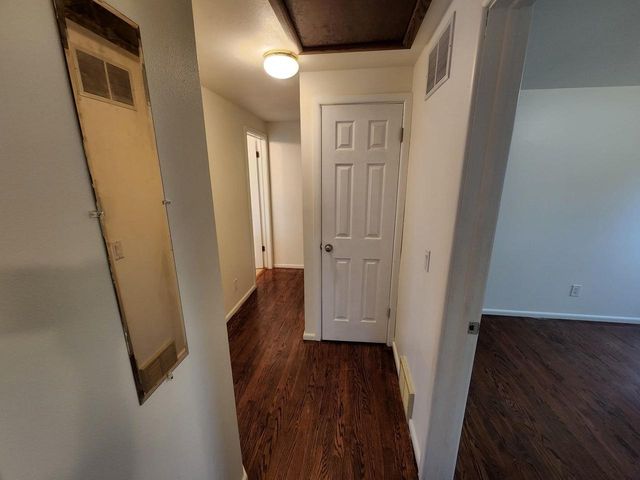 310 W Uncas AVENUE, Milwaukee, WI 53207