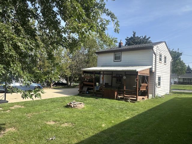 310 W Uncas AVENUE, Milwaukee, WI 53207