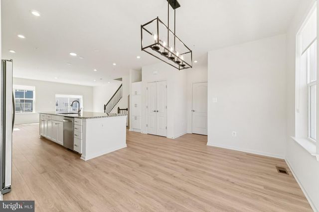 1470 RIDGE TRAIL CIR, Hanover, MD 21076