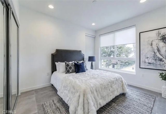 214 S Westmoreland 5, Los Angeles, CA 90004