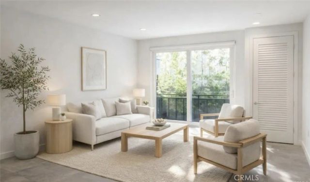 214 S Westmoreland 5, Los Angeles, CA 90004