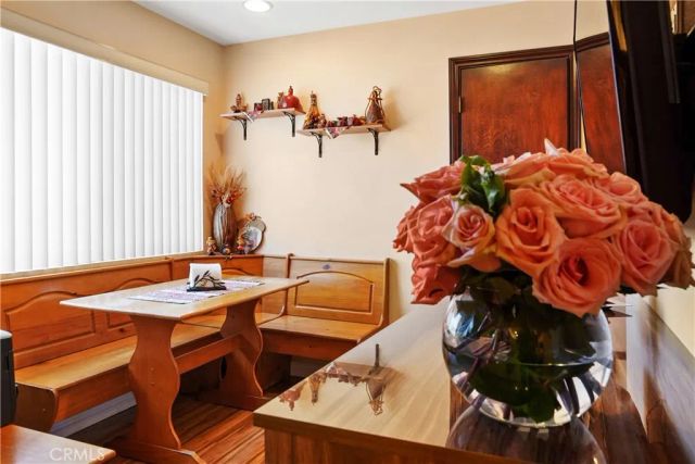 14239 Sherman Way 3, Van Nuys, CA 91405
