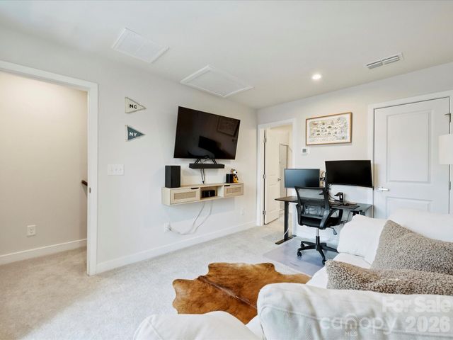 4746 Chastain Avenue, Charlotte, NC 28217