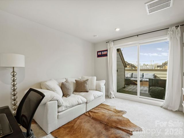 4746 Chastain Avenue, Charlotte, NC 28217