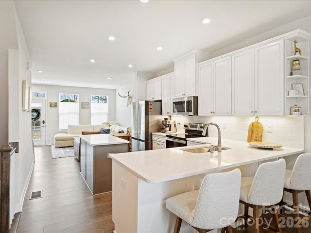 4746 Chastain Avenue, Charlotte, NC 28217