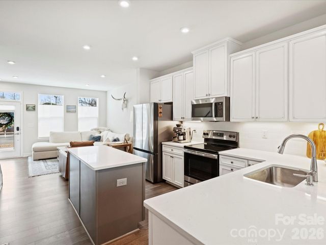 4746 Chastain Avenue, Charlotte, NC 28217