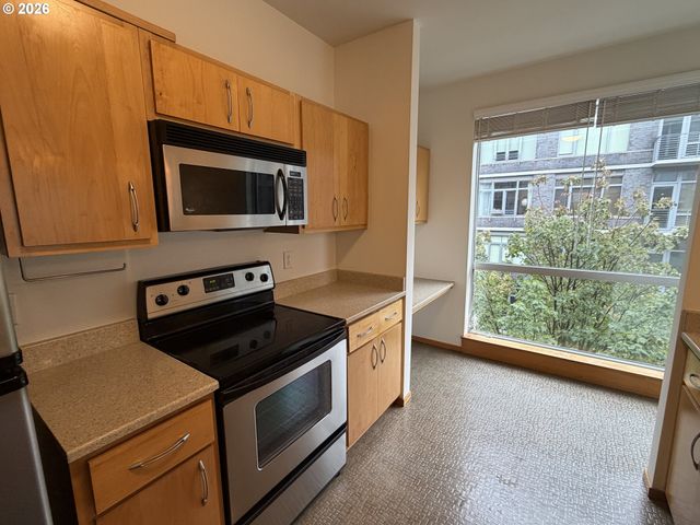 1125 Nw 9TH Ave 321, Portland, OR 97209