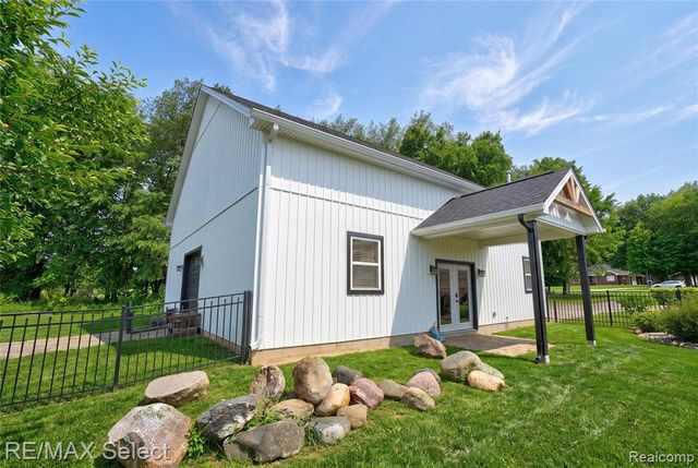 300 Regional Way, Imlay City, MI 48444