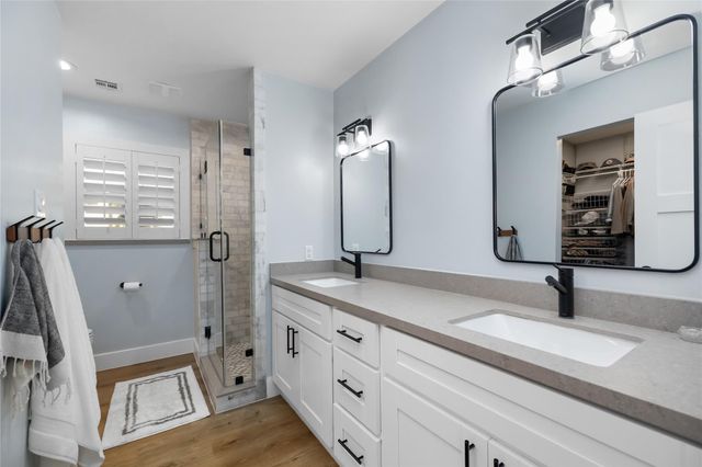 7619 Westwind Lane, Houston, TX 77071