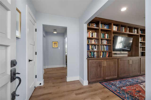 7619 Westwind Lane, Houston, TX 77071