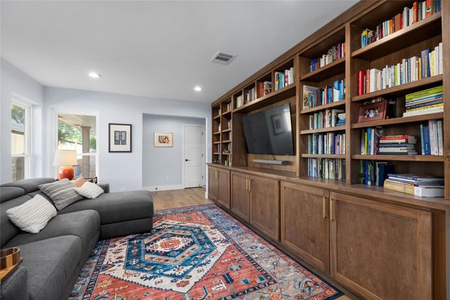 7619 Westwind Lane, Houston, TX 77071