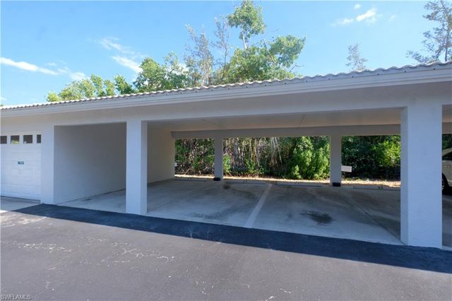 12945 Vanderbilt DR 402, Naples, FL 34110