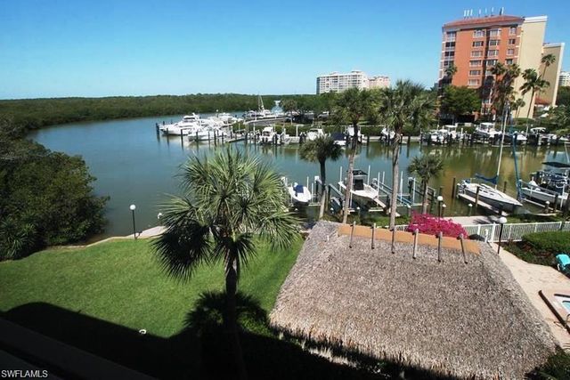 12945 Vanderbilt DR 402, Naples, FL 34110