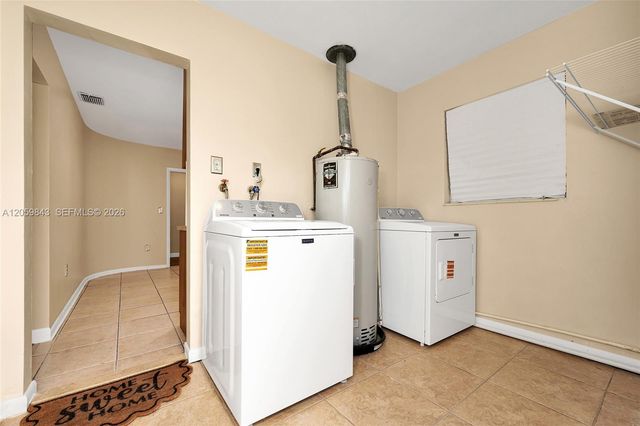 19401 NW 23rd Ave, Miami Gardens, FL 33056