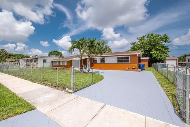 19401 NW 23rd Ave, Miami Gardens, FL 33056