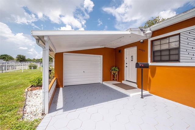 19401 NW 23rd Ave, Miami Gardens, FL 33056