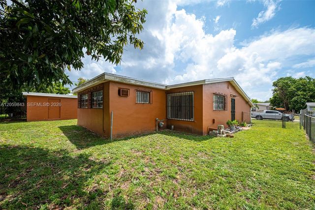 19401 NW 23rd Ave, Miami Gardens, FL 33056