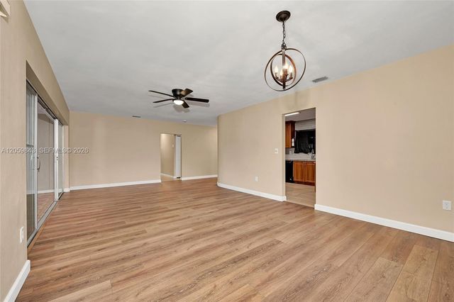 19401 NW 23rd Ave, Miami Gardens, FL 33056