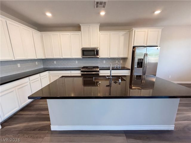 1418 Dire Wolf Avenue, North Las Vegas, NV 89084