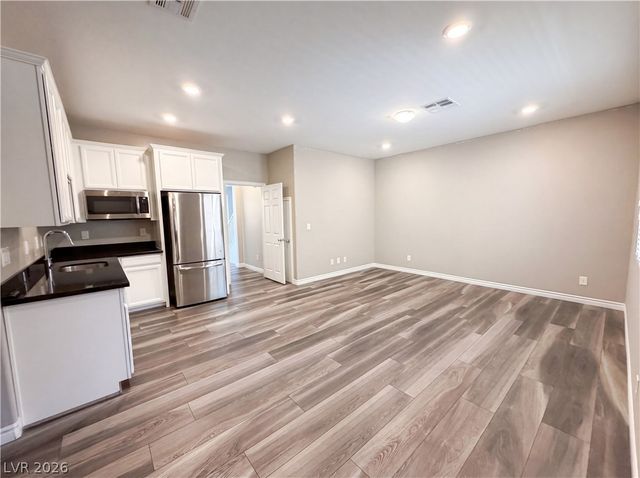 1418 Dire Wolf Avenue, North Las Vegas, NV 89084