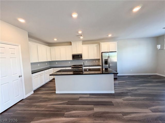 1418 Dire Wolf Avenue, North Las Vegas, NV 89084