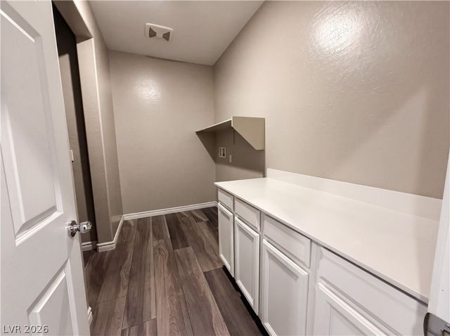 1418 Dire Wolf Avenue, North Las Vegas, NV 89084