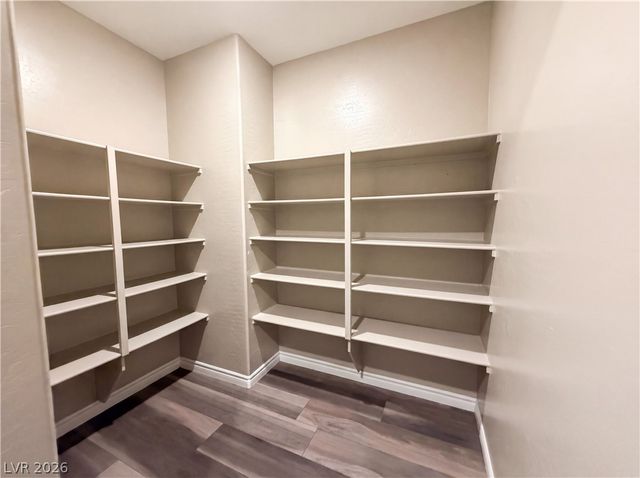 1418 Dire Wolf Avenue, North Las Vegas, NV 89084