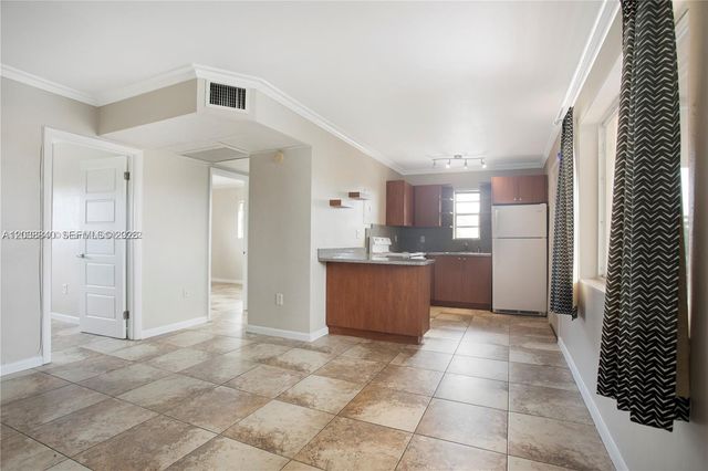 1020 SW 7th St 9, Miami, FL 33130