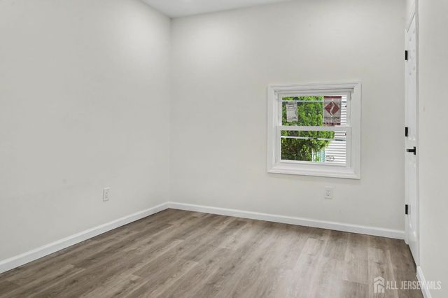 1433 Dogwood Drive, Piscataway, NJ 08854