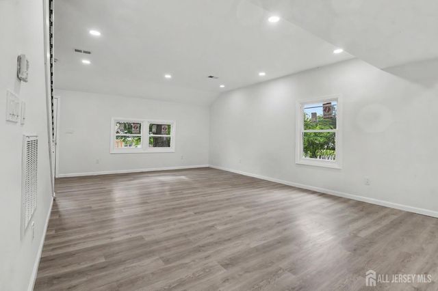 1433 Dogwood Drive, Piscataway, NJ 08854