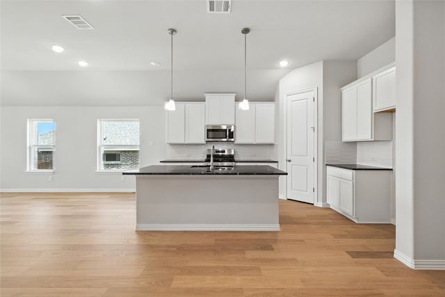 806 Metcalf Drive, Princeton, TX 75071