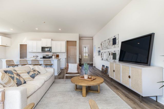 160 Bjorn Way, Longs, SC 29568