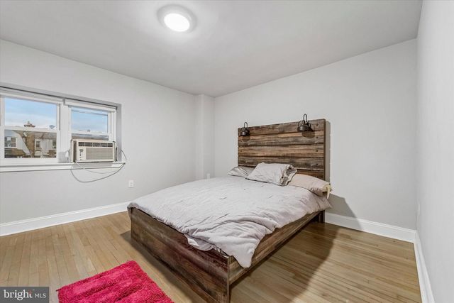 332 SPRINGTON RD, Upper Darby, PA 19082