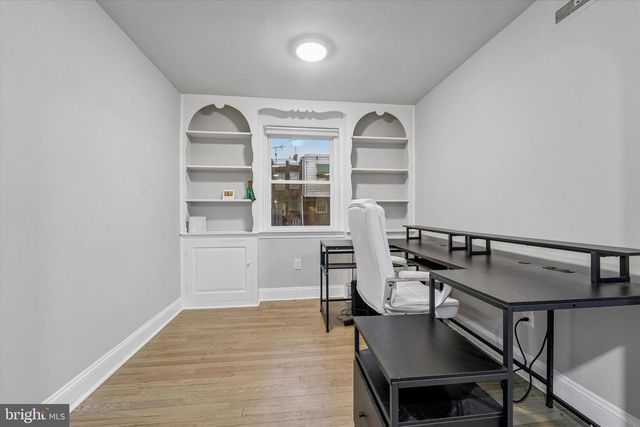 332 SPRINGTON RD, Upper Darby, PA 19082