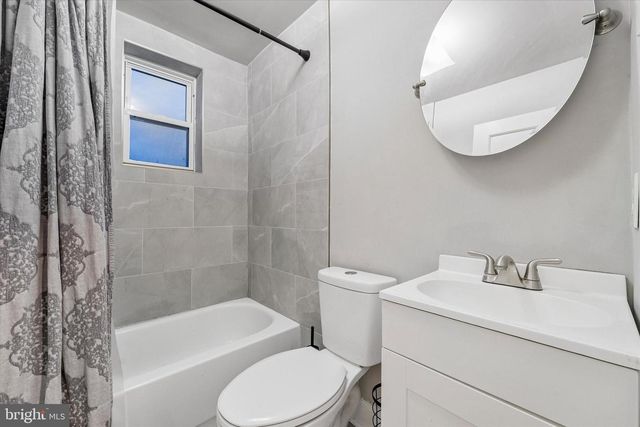 332 SPRINGTON RD, Upper Darby, PA 19082