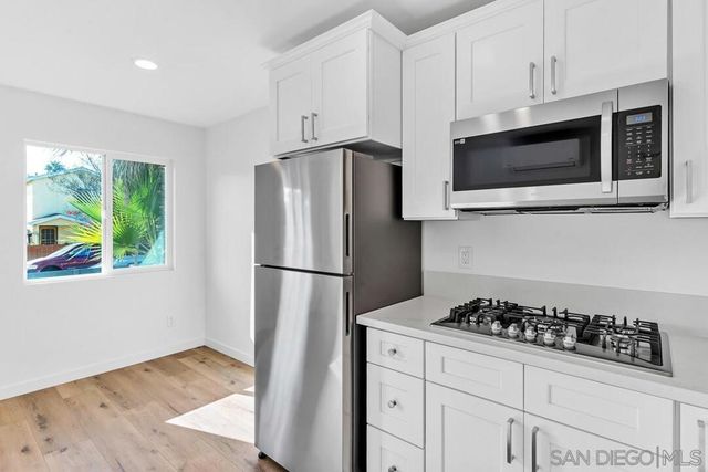 4922 Muir Ave, San Diego, CA 92107